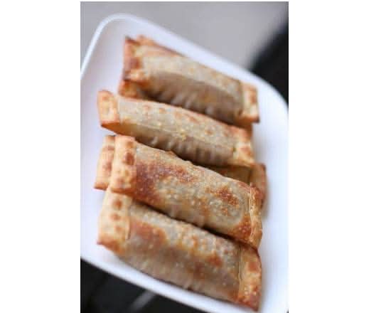 Rouleaux aux œufs（1） / Egg Roll（1）/ 春卷（1）